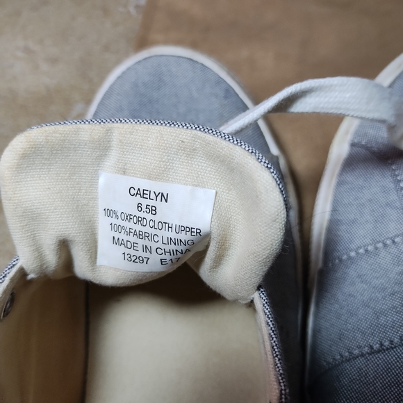 Chaps Grey Low Top Canvas Sneakers Size 6.5 - Picture 6 of 6